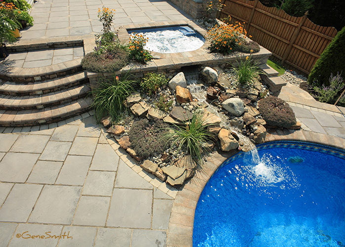 Hot Tub and swimming pool